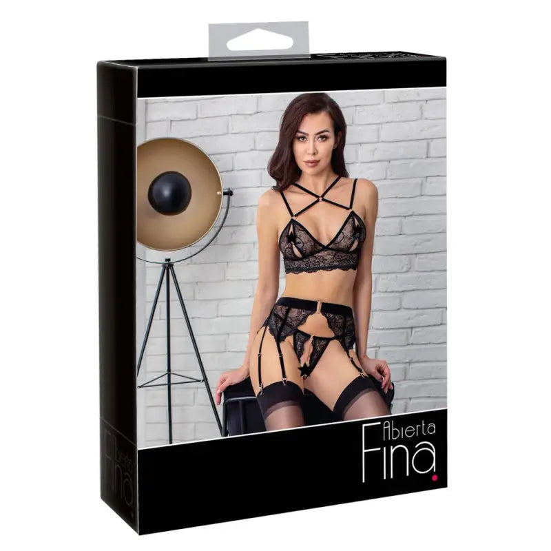 Abierta Fina Lacey Open Suspender Set with Elegant Lace Details