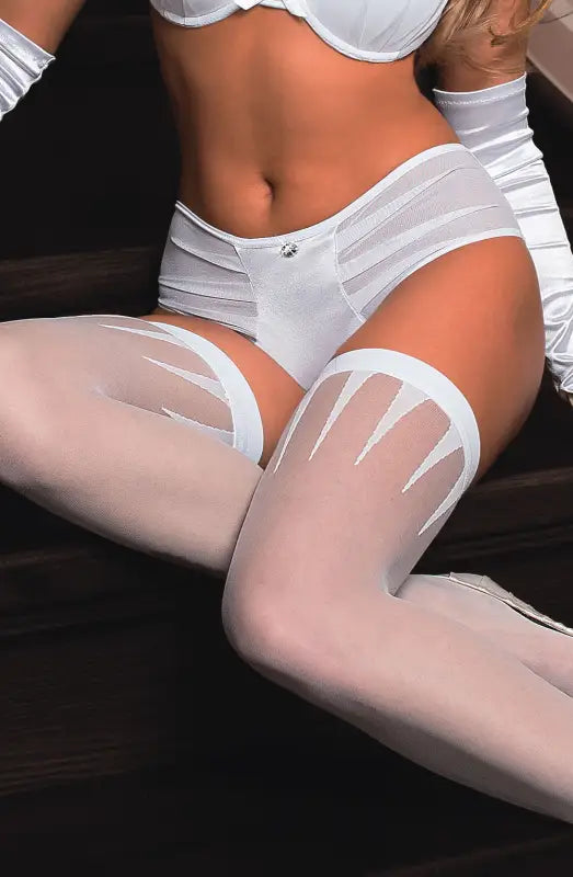 Elegant Roza Frosa Thong in White for Exquisite Sensual Style