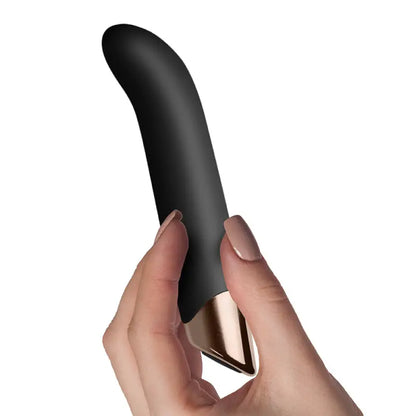 Experience Bliss with the Chaiamo G-Spot Vibrator’s Ergonomic Angled Design