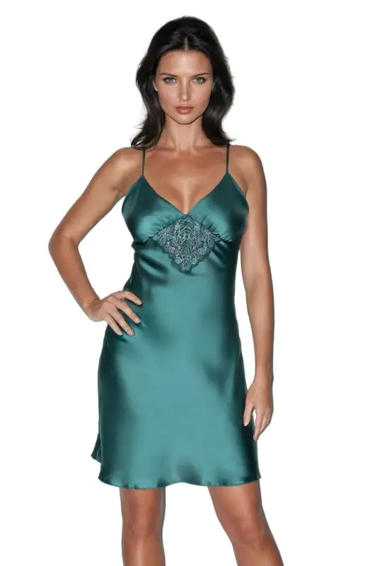 Irall Emerald III Nightdress Dark Green for Unmatched Comfort and Elegance